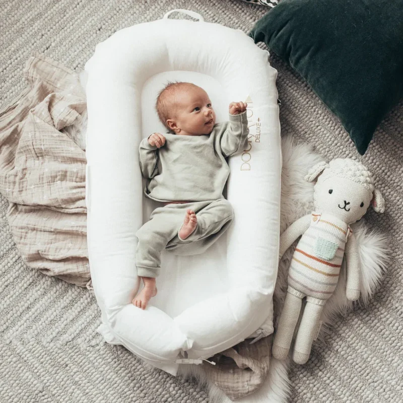 dockatot deluxe pristine white crib mat