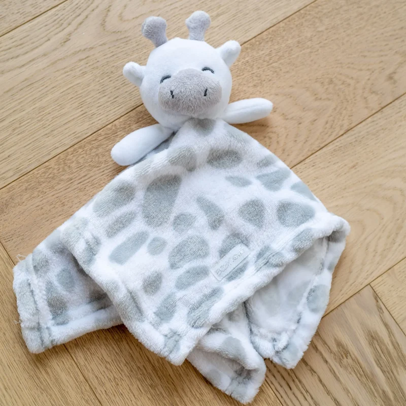 mabel fox giraffe comforter grey white scaled