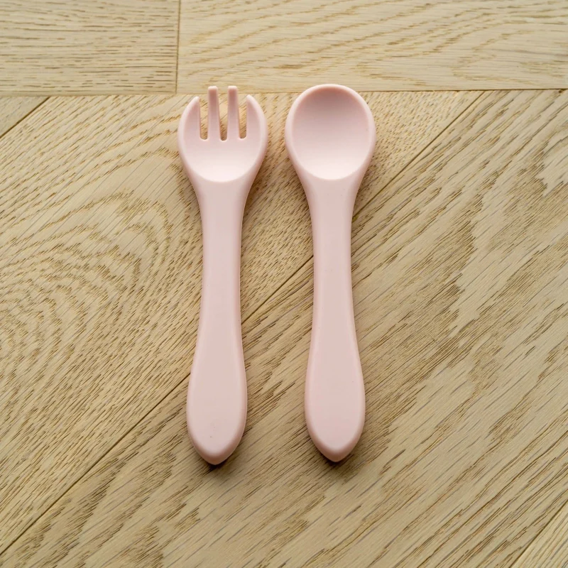 mabel fox pink silicone spoon fork set scaled