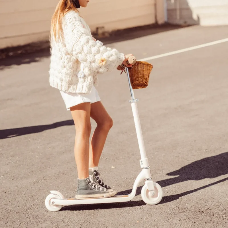 maxi white banwood scooter for kids